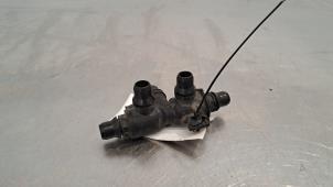 Gebruikte Thermostaathuis Landrover Defender II 3.0 D250 MHEV Prijs € 60,50 Inclusief btw aangeboden door Autohandel Didier