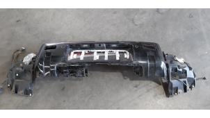 Gebruikte Achterbumper Landrover Defender II 3.0 D250 MHEV Prijs € 266,20 Inclusief btw aangeboden door Autohandel Didier