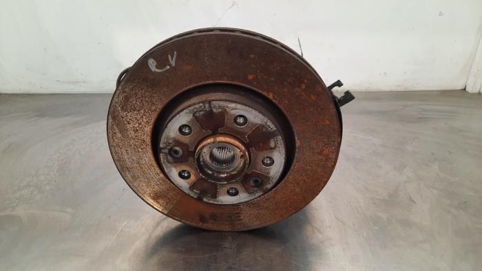 Fusee links-voor Nissan Qashqai