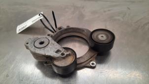 Gebruikte Dynamosteun boven Audi A6 Avant (C8) 2.0 40 TDI Mild Hybrid Prijs € 133,10 Inclusief btw aangeboden door Autohandel Didier