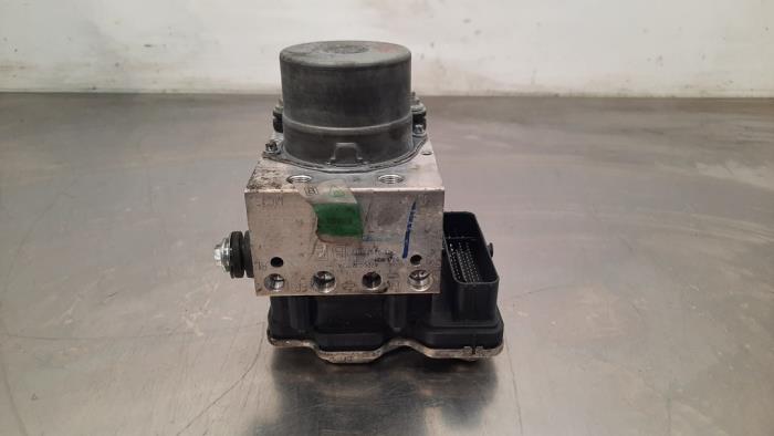 ABS pump Nissan Qashqai