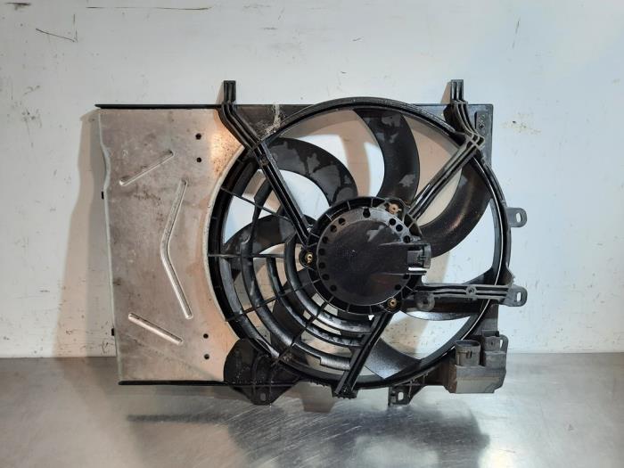 Ventilateur Peugeot 208