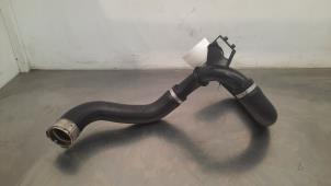 Gebruikte Intercooler Slang Opel Mokka/Mokka X 1.7 CDTI 16V 4x2 Prijs € 102,85 Inclusief btw aangeboden door Autohandel Didier