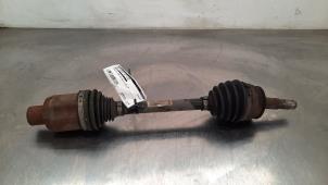 Gebruikte Steekas links-voor Opel Mokka/Mokka X 1.7 CDTI 16V 4x2 Prijs € 133,10 Inclusief btw aangeboden door Autohandel Didier