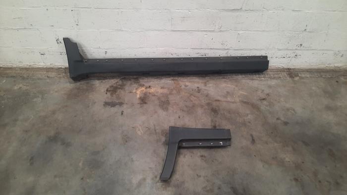 Door sill left Opel Mokka