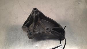 Gebruikte Motorrubber Ford Transit Custom 2.0 TDCi 16V Eco Blue 105 Prijs € 30,25 Inclusief btw aangeboden door Autohandel Didier