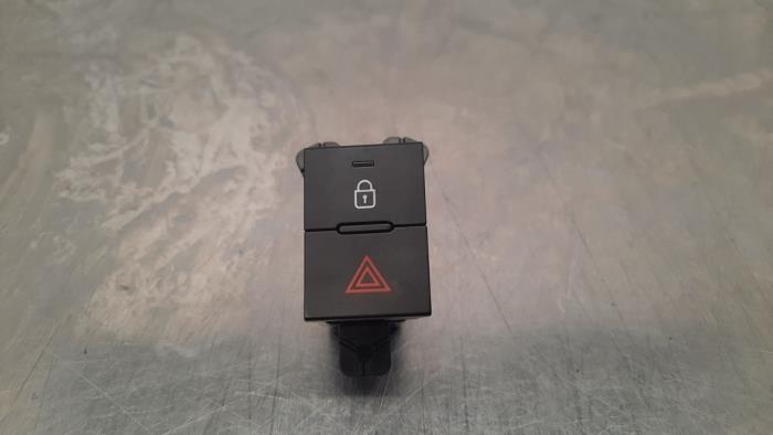 Panic lighting switch Hyundai I20