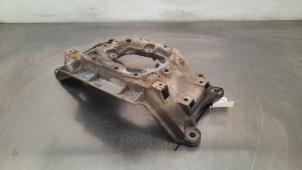 Gebruikte Versnellingsbak Steun Porsche Macan (95B) 2.0 16V Turbo Prijs € 66,55 Inclusief btw aangeboden door Autohandel Didier