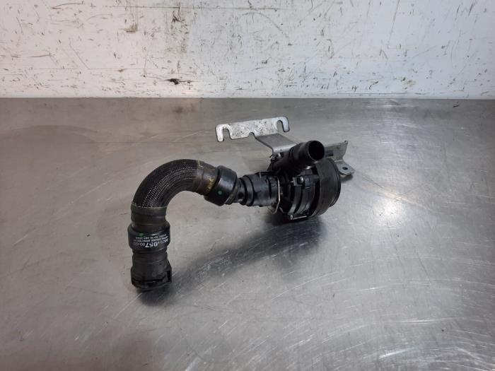 Additional water pump Citroen C5 Aircross