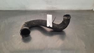 Gebruikte Intercooler Slang Porsche Macan (95B) 2.0 16V Turbo Prijs € 96,80 Inclusief btw aangeboden door Autohandel Didier