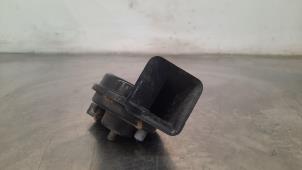 Gebruikte Claxon Porsche Macan (95B) 2.0 16V Turbo Prijs € 18,15 Inclusief btw aangeboden door Autohandel Didier