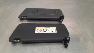 Gebruikte Zonneklep set Mercedes A (W176) 1.5 A-180 CDI, A-180d 16V Prijs € 133,10 Inclusief btw aangeboden door Autohandel Didier