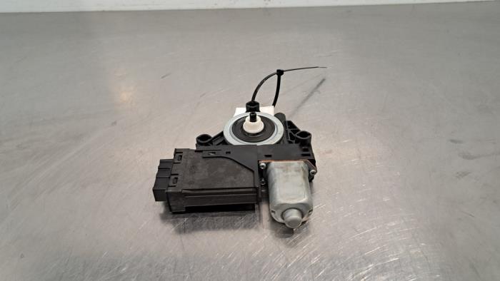 Door window motor Lynk &amp; Co 01