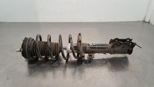 Gebruikte Schokdemper rechts-voor Ford Transit Courier 1.0 Ti-VCT EcoBoost 12V Prijs € 66,55 Inclusief btw aangeboden door Autohandel Didier