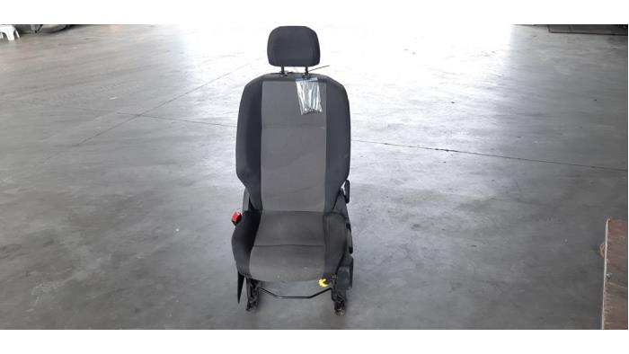 Seat, left Opel Combo