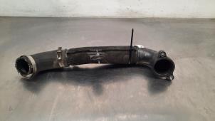 Gebruikte Intercooler Buis Audi A4 Avant (B9) 2.0 TDI Ultra 16V Prijs € 66,55 Inclusief btw aangeboden door Autohandel Didier