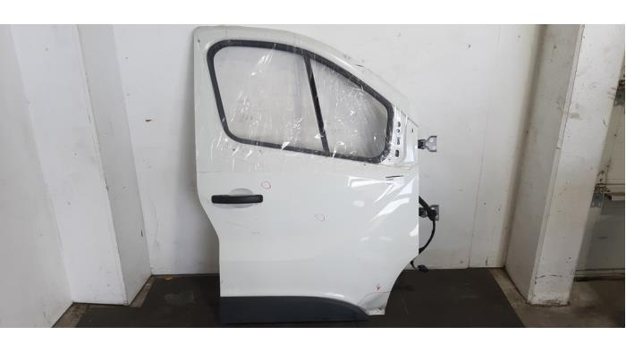 Puerta 4 puertas derecha delante Renault Trafic