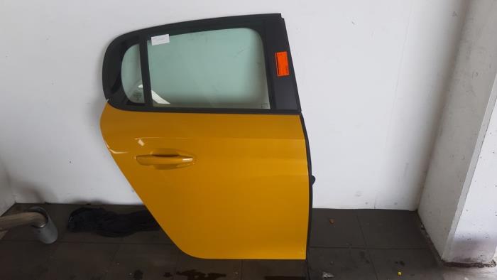 Rear door 4-door, right Peugeot 208