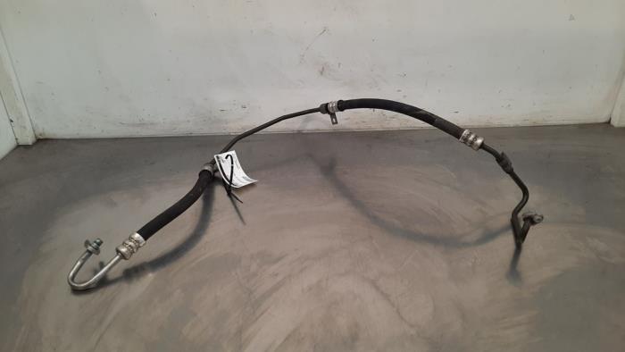 Power steering line Renault Trafic