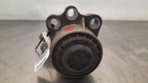 Gebruikte Motorsteun Ford Transit 2.2 TDCi 16V Prijs € 54,45 Inclusief btw aangeboden door Autohandel Didier