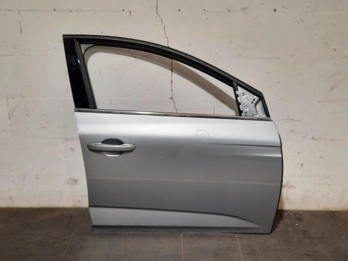 Front door 4-door, right Renault Megane