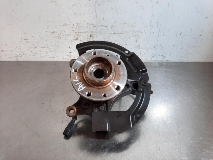 Fusee links-voor Renault Megane