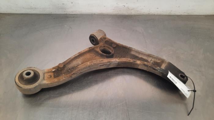 Front wishbone, left Renault Master