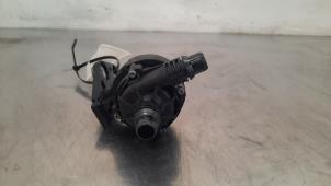 Gebruikte Watercirculatiepomp BMW 4 serie (G23) 420d Mild Hybrid 2.0 16V Prijs € 36,30 Inclusief btw aangeboden door Autohandel Didier
