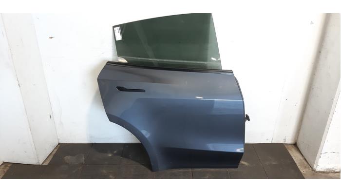 Rear door 4-door, right Tesla Model Y