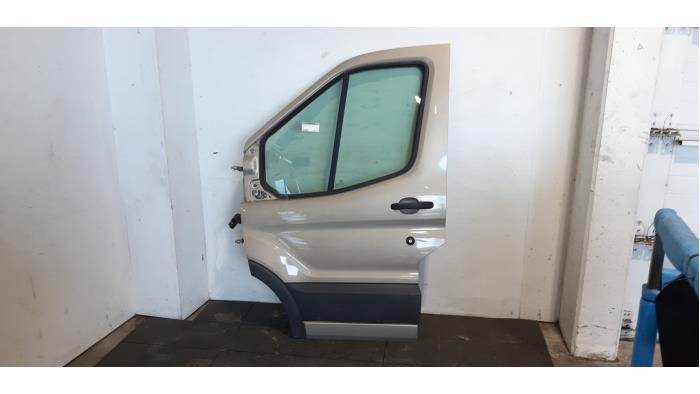 Door 4-door, front left Ford Transit