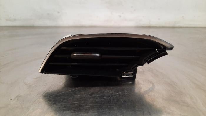 Dashboard vent Opel Corsa