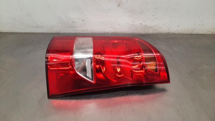 Luz trasera derecha Mercedes Vito