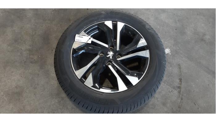 Wheel + tyre Peugeot 2008