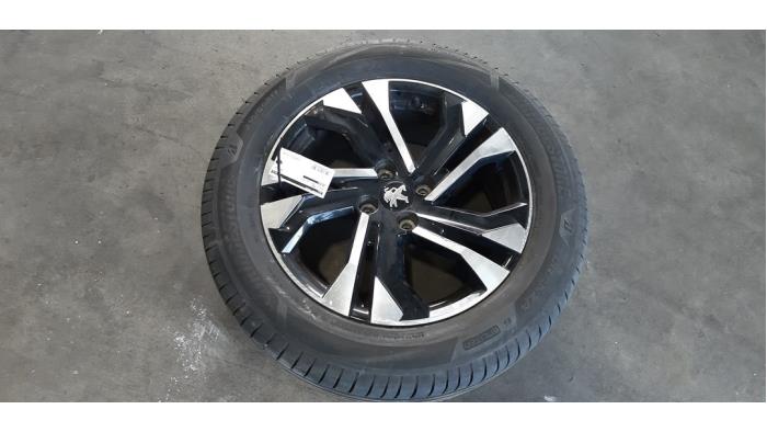 Velg + Band Peugeot 2008