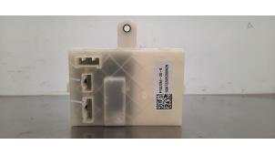 Gebruikte Module (diversen) Tesla Model Y (5YJY) Long Range,Performance Prijs € 133,10 Inclusief btw aangeboden door Autohandel Didier