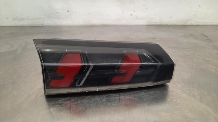 Taillight, left Peugeot 2008