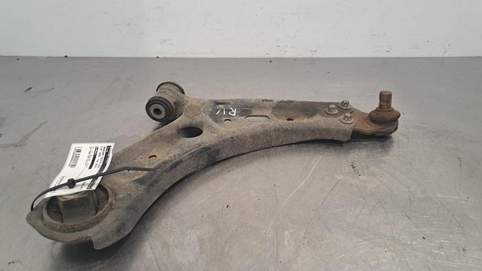 Front wishbone, right Fiat 500X