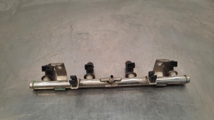 Fuel injector nozzle Fiat 500X