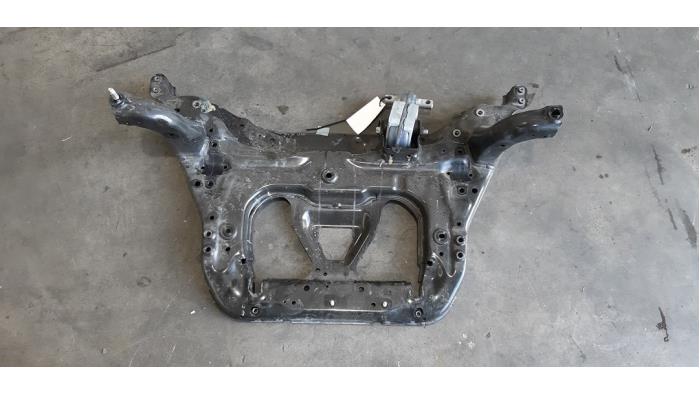 Subframe Mercedes EQA