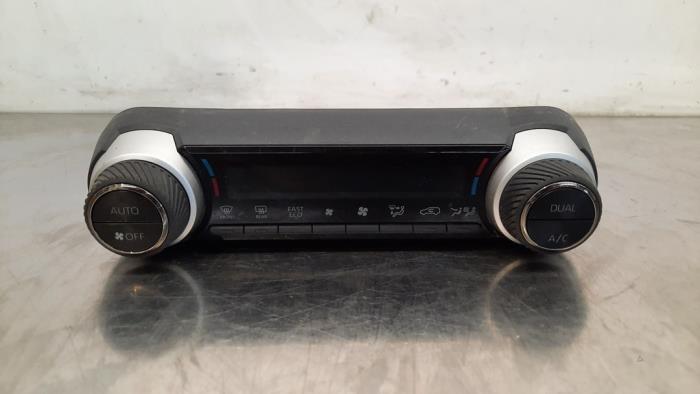 Air conditioning control panel Toyota Rav-4