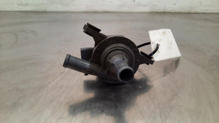 Additional water pump Toyota Rav-4