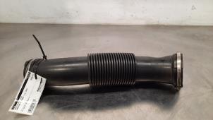 Gebruikte Luchtinlaat slang Landrover Defender II 2.0 D240 Prijs € 66,55 Inclusief btw aangeboden door Autohandel Didier