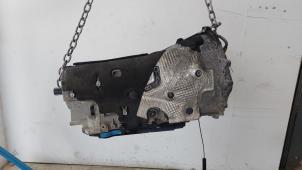 Gebruikte Automaatbak Landrover Defender II 2.0 D240 Prijs € 2.480,50 Inclusief btw aangeboden door Autohandel Didier