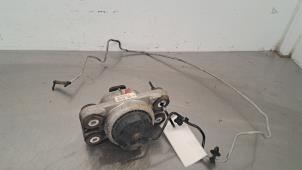 Gebruikte Motorsteun Landrover Defender II 2.0 D240 Prijs € 66,55 Inclusief btw aangeboden door Autohandel Didier