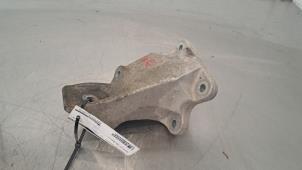 Gebruikte Motorsteun Landrover Defender II 2.0 D240 Prijs € 102,85 Inclusief btw aangeboden door Autohandel Didier