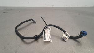 Gebruikte Brandstofleiding Landrover Defender II 2.0 D240 Prijs € 30,25 Inclusief btw aangeboden door Autohandel Didier