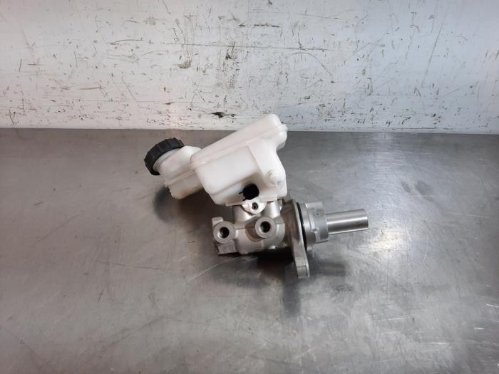 Master cylinder Ford Puma