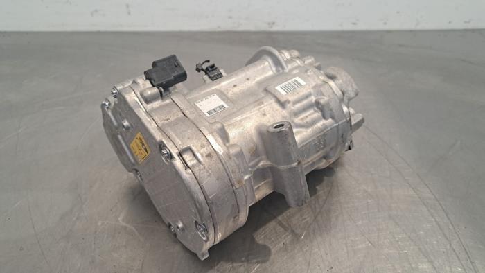 Air conditioning pump Mercedes EQA