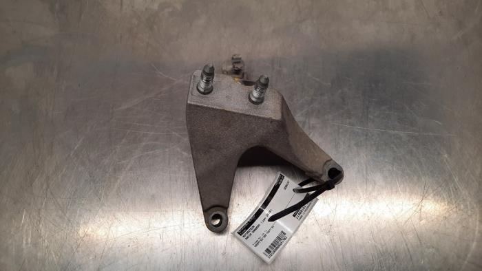 Engine mount Dacia Sandero