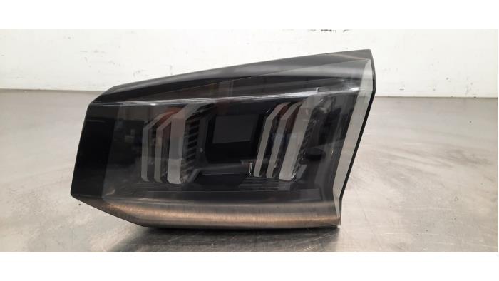 Taillight, right Peugeot 5008